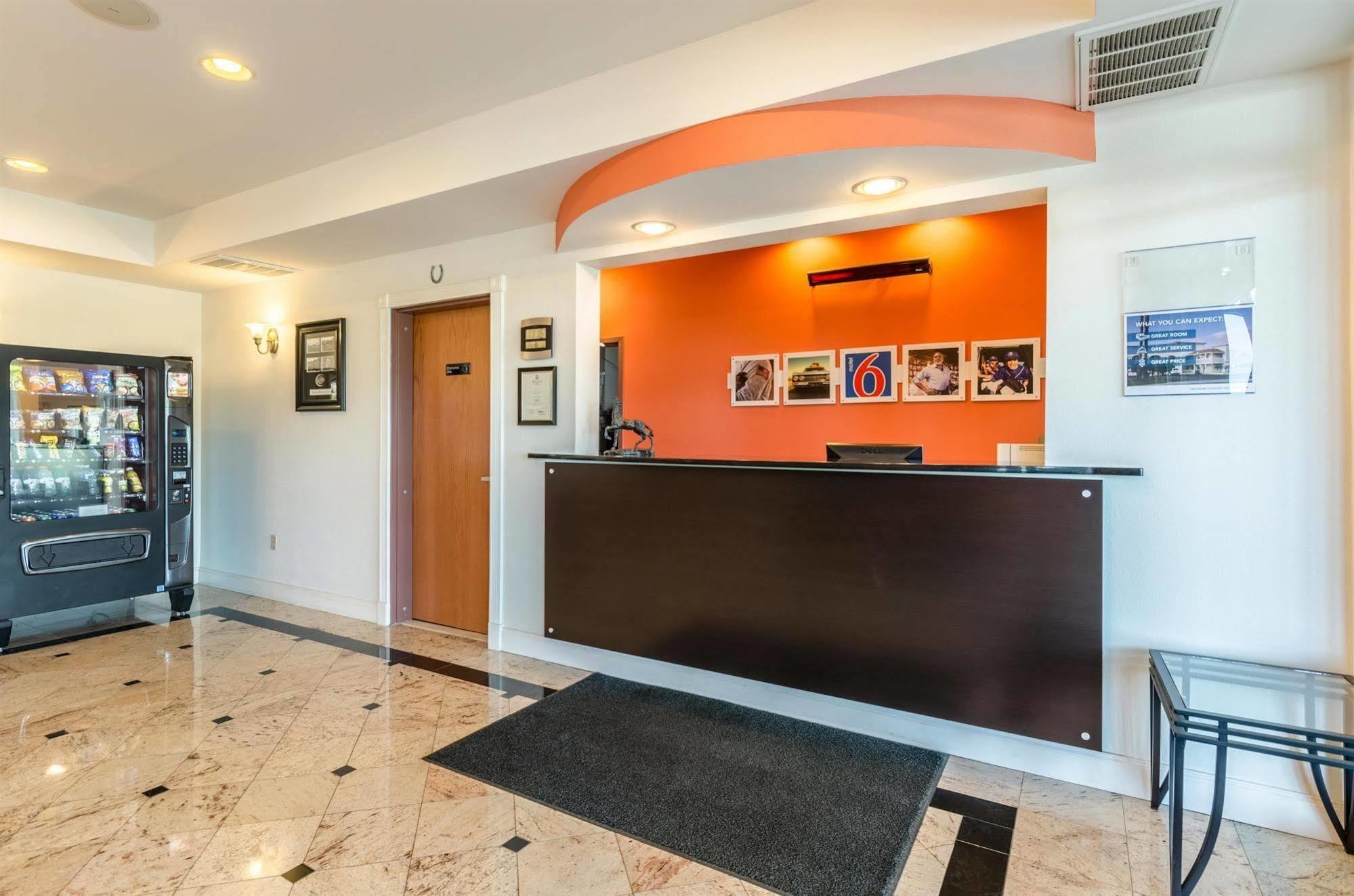 Motel 6-Lexington, Va Extérieur photo